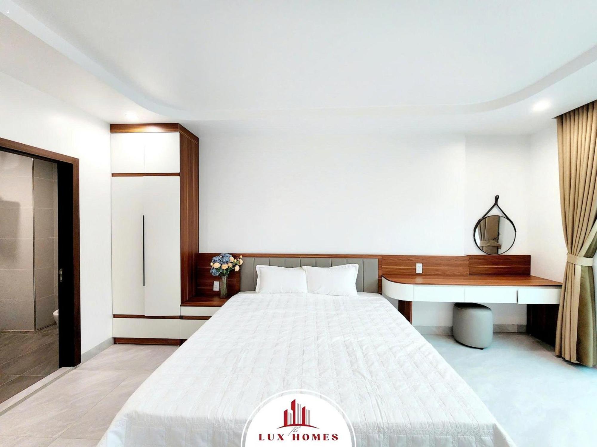 The Luxhomes Apartments 231 Van Cao Hai Phong Esterno foto