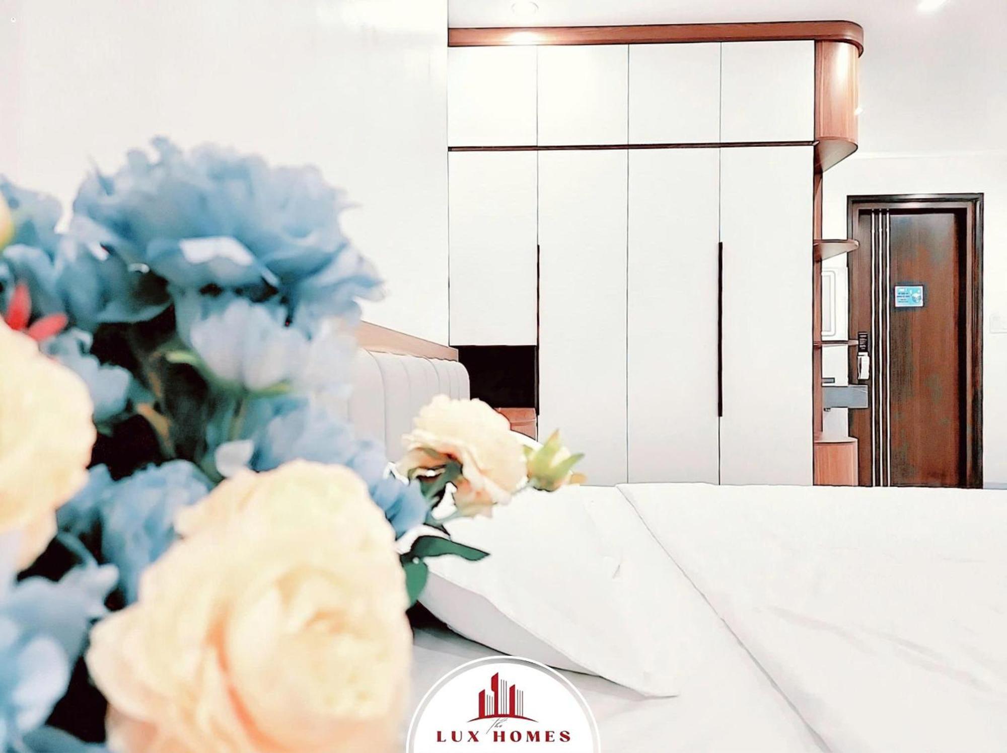 The Luxhomes Apartments 231 Van Cao Hai Phong Esterno foto